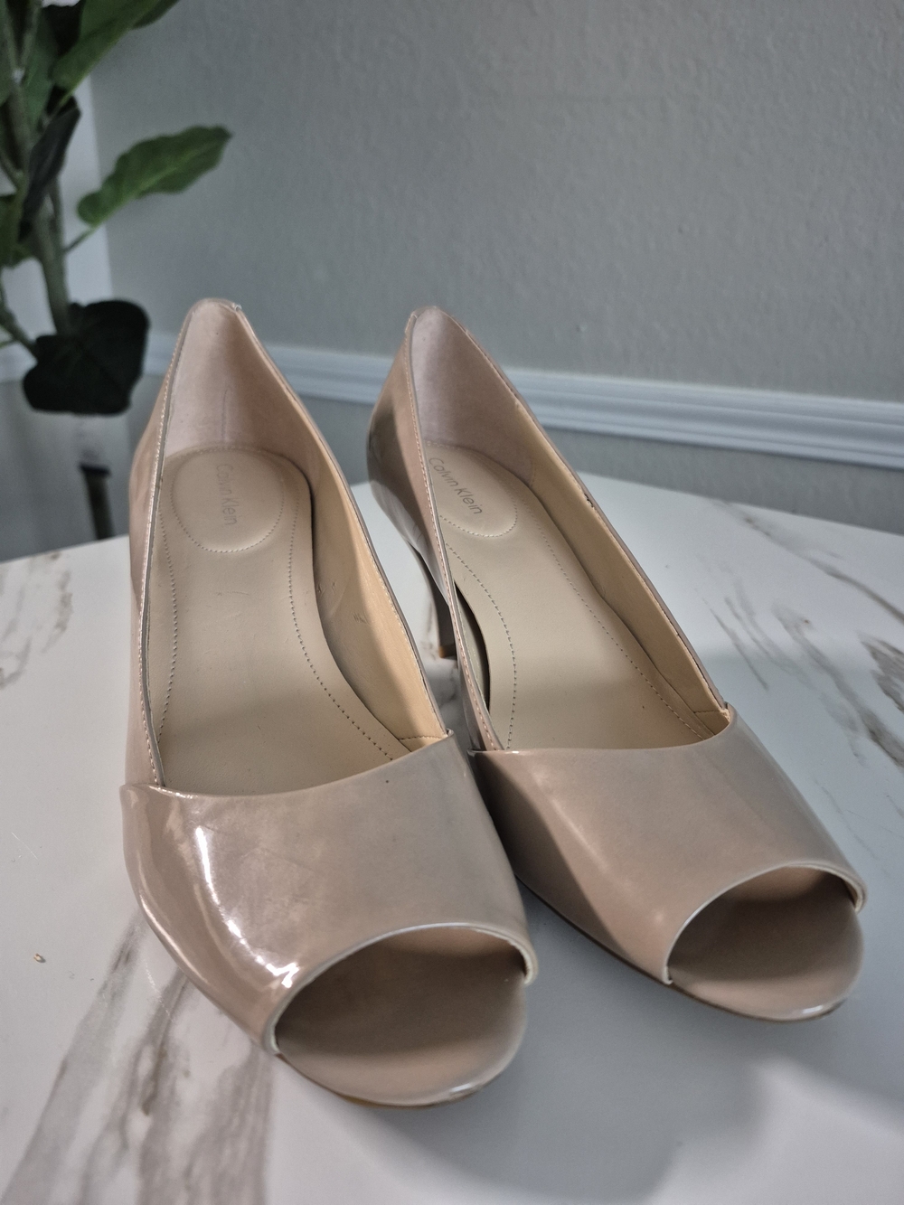 NWT Calvin Klein Women's Peep-Toe Heels in Nude